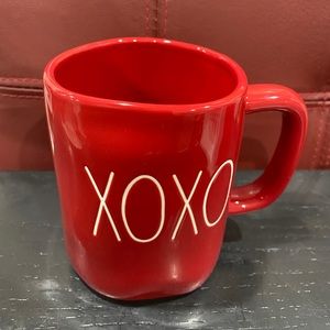 Rae Dunn red XOXO Mug